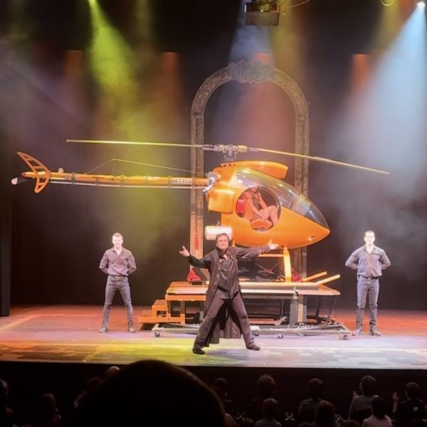 Rick Thomas brought a helicopter on stage for the performance.