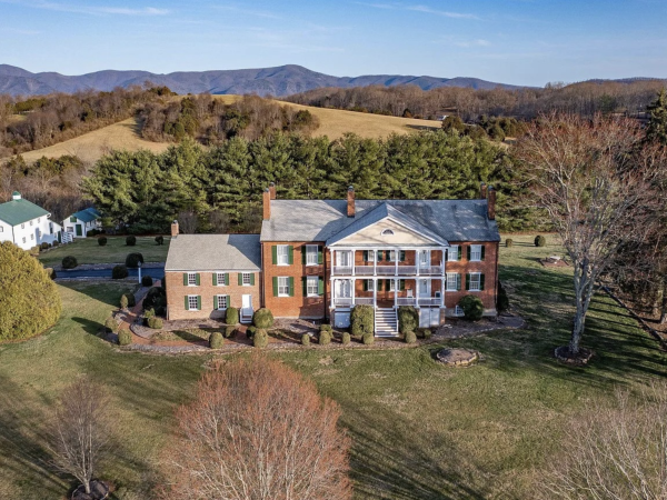 The Generals Redoubt purchased the historic Fancy Hill mansion in Lexington for $1 million in 2023.