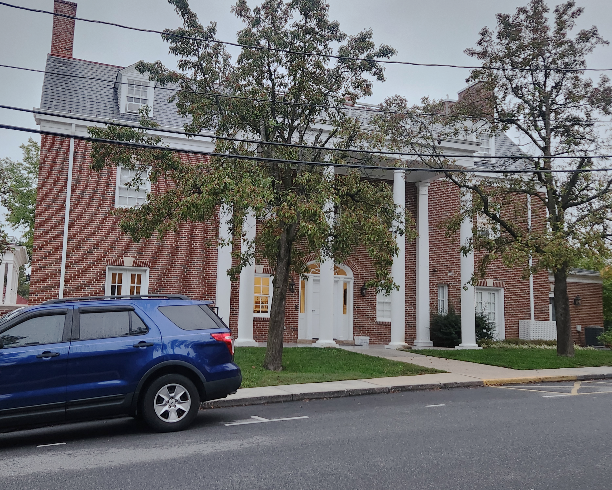 5 Henry Street currently serves as general student housing. 