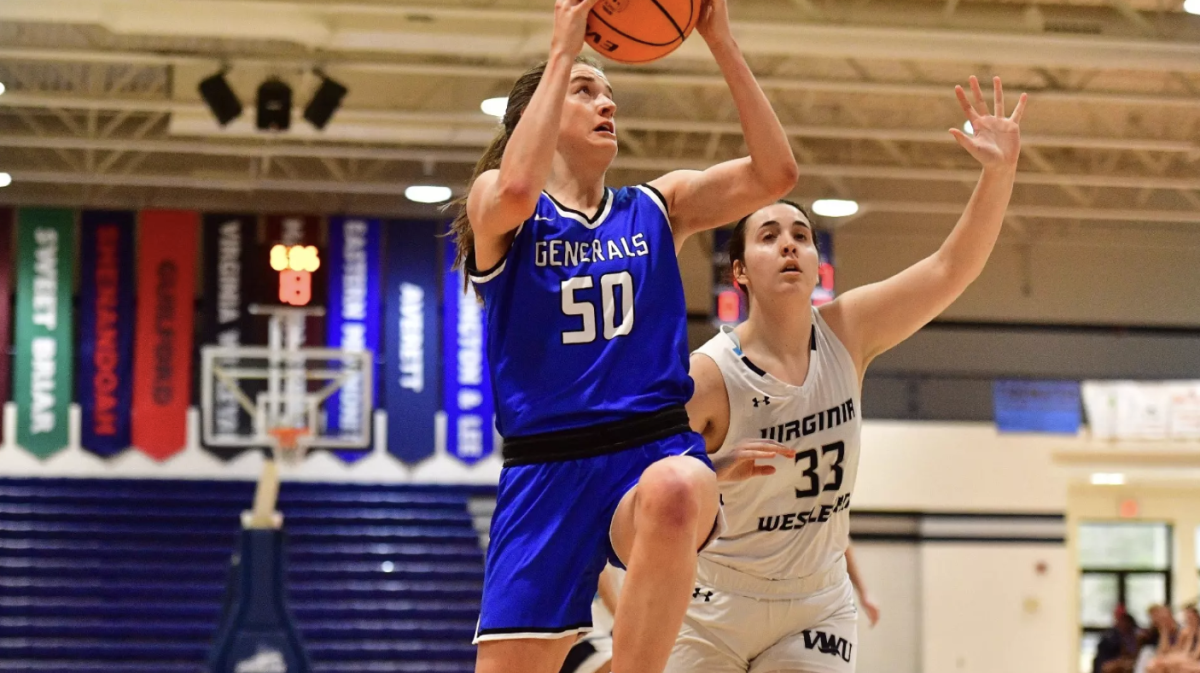 Mary Schleusner, ‘26, scores a layup versus Virginia Wesleyan last season. 