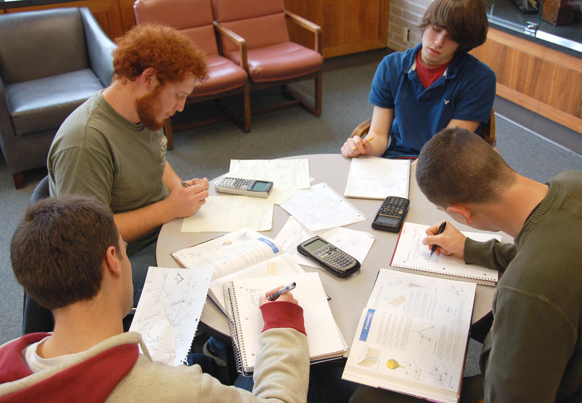 Washington and Lee students study for final exams.